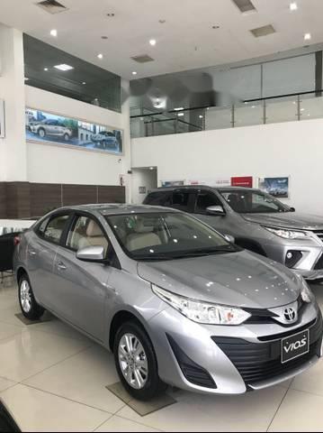 Toyota Vios 2018 - Bán ô tô Toyota Vios năm sản xuất 2018, màu bạc