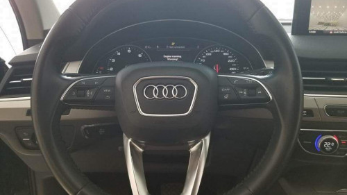 Audi Q7   2.0 AT  2016 - Chính chủ bán xe Audi Q7 2.0 AT sản xuất năm 2016, màu đen