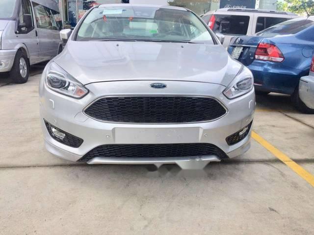 Ford Focus 1.5 AT Trend  2018 - Bán ô tô Ford Focus 1.5 AT Trend sản xuất năm 2018, màu bạc