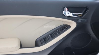 Kia Cerato 2018 - Bán Kia Cerato đời 2018, màu trắng, lh: 0938.805.546 Nguyệt