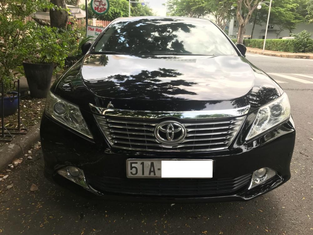 Toyota Camry 2.5 Q 2014 - Cần bán xe Toyota Camry 2.5 Q năm sản xuất 2014, màu đen, giá chỉ 895 triệu