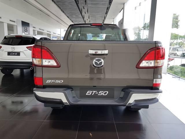 Mazda BT 50 2018 - Cần bán Mazda BT 50 năm 2018, màu nâu, giao ngay