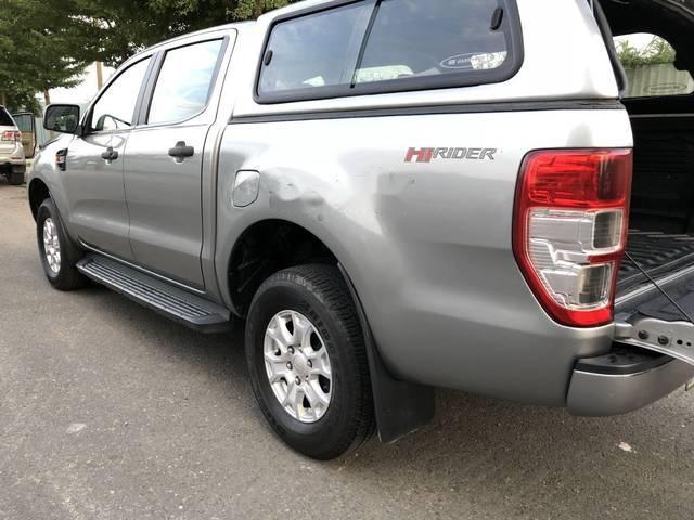 Ford Ranger  2.2 XLS   2015 - Bán Ford Ranger 2.2 XLS năm sản xuất 2015, màu bạc xe gia đình