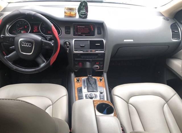 Audi Q7   2006 - Cần bán lại xe Audi Q7 đời 2006, màu đen 