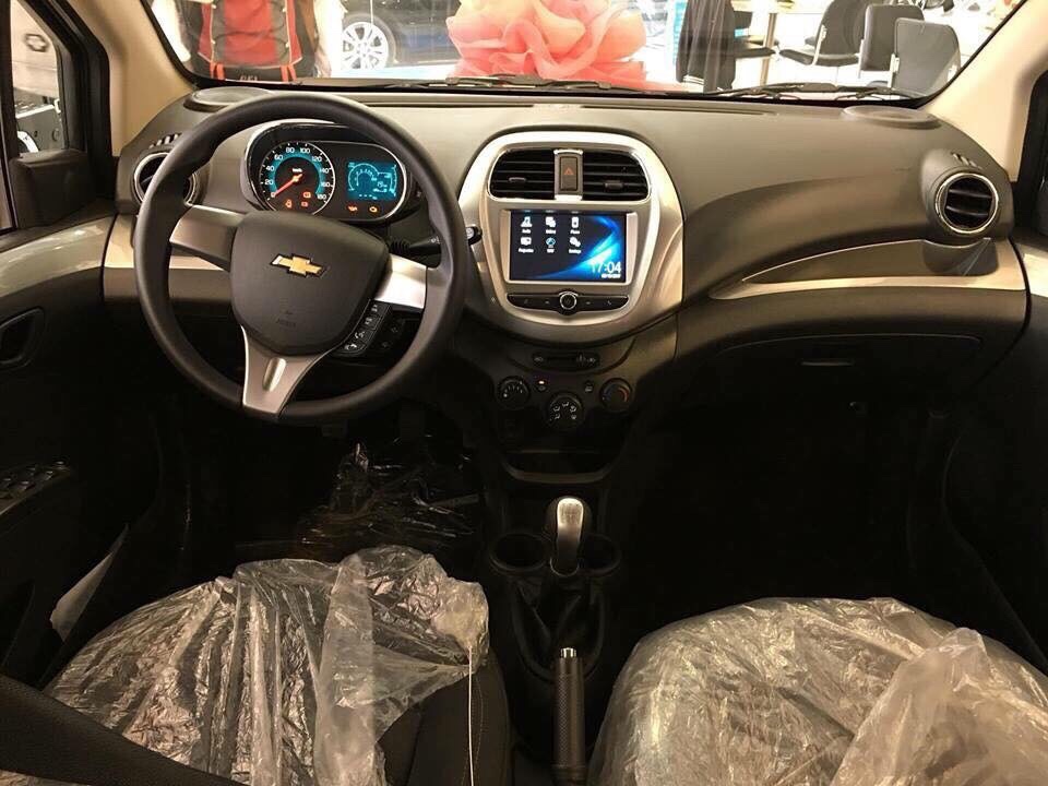 Chevrolet Spark LT 2018 - Bán Chevrolet Spark 5 chỗ nhỏ gọn - Vay 90% - Cam kết giá tốt- thủ tục nhanh gọn
