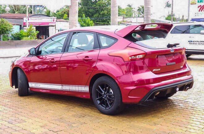 Ford Focus 1.5 ecoboost 2018 - Lạng Sơn Ford bán Focus 1.5 Ecoboost Trend, 555 triệu, hỗ trợ trả góp 80%, lh 0974286009