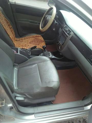 Chevrolet Lacetti  SE 2005 - Chính chủ bán Chevrolet Lacetti SE đời 2005, màu bạc