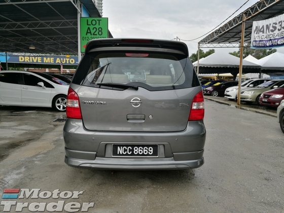 Nissan Grand livina 1.8AT 2011 - Bán Nissan Grand livina 1.8AT 2011, màu xám, nhập khẩu nguyên chiếc, giá 360 triệu