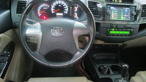 Toyota Fortuner   2.7V AT  2015 - Bán xe Toyota Fortuner 2.7V AT đời 2015, màu đen 