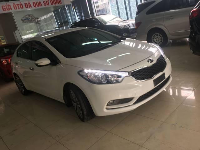 Kia K3 2014 - Bán xe Kia K3 năm sản xuất 2014, màu trắng, giá chỉ 465 triệu