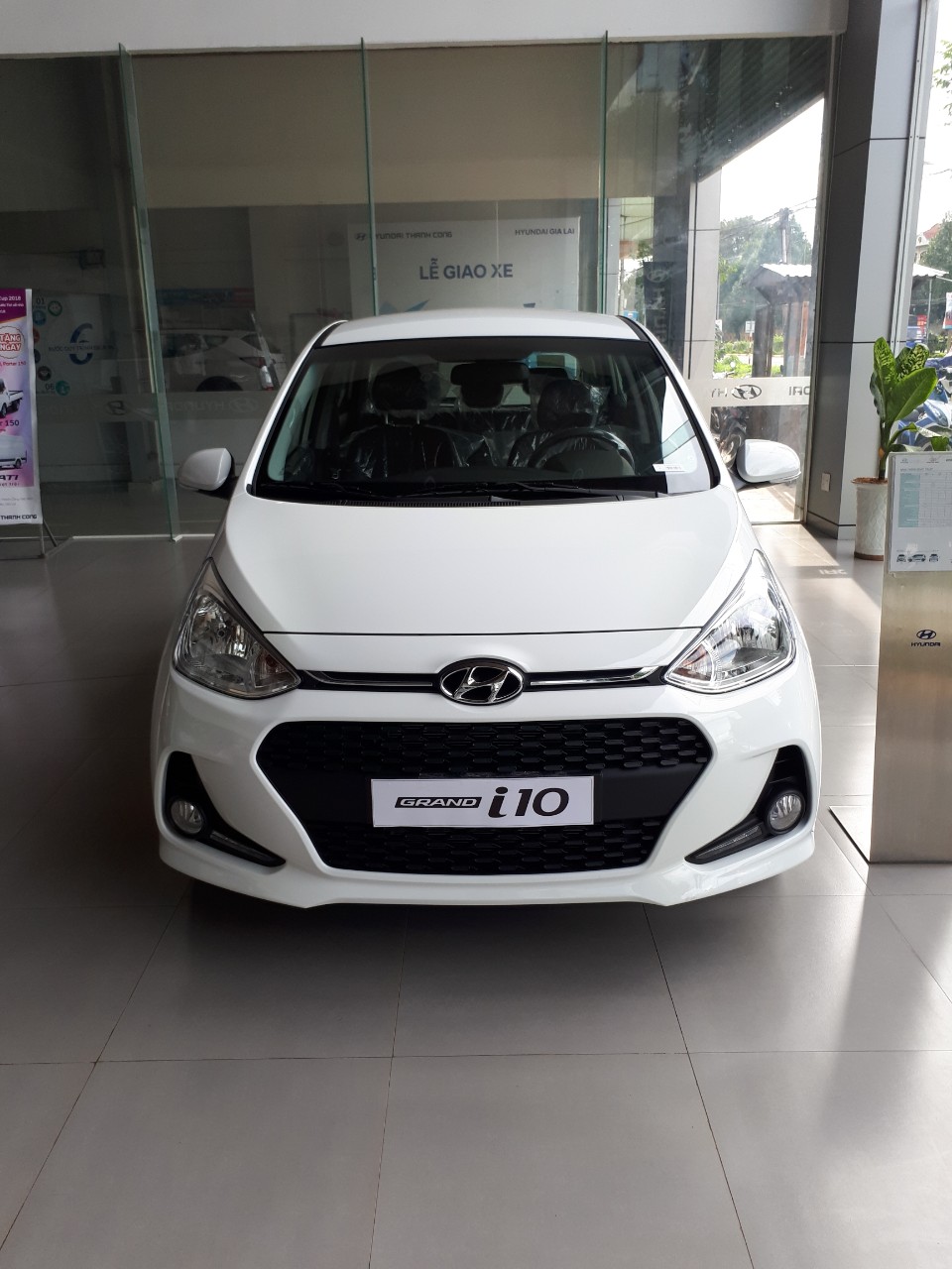 Hyundai i10 Mới   AT 2018 - Xe Mới Hyundai I10 AT 2018