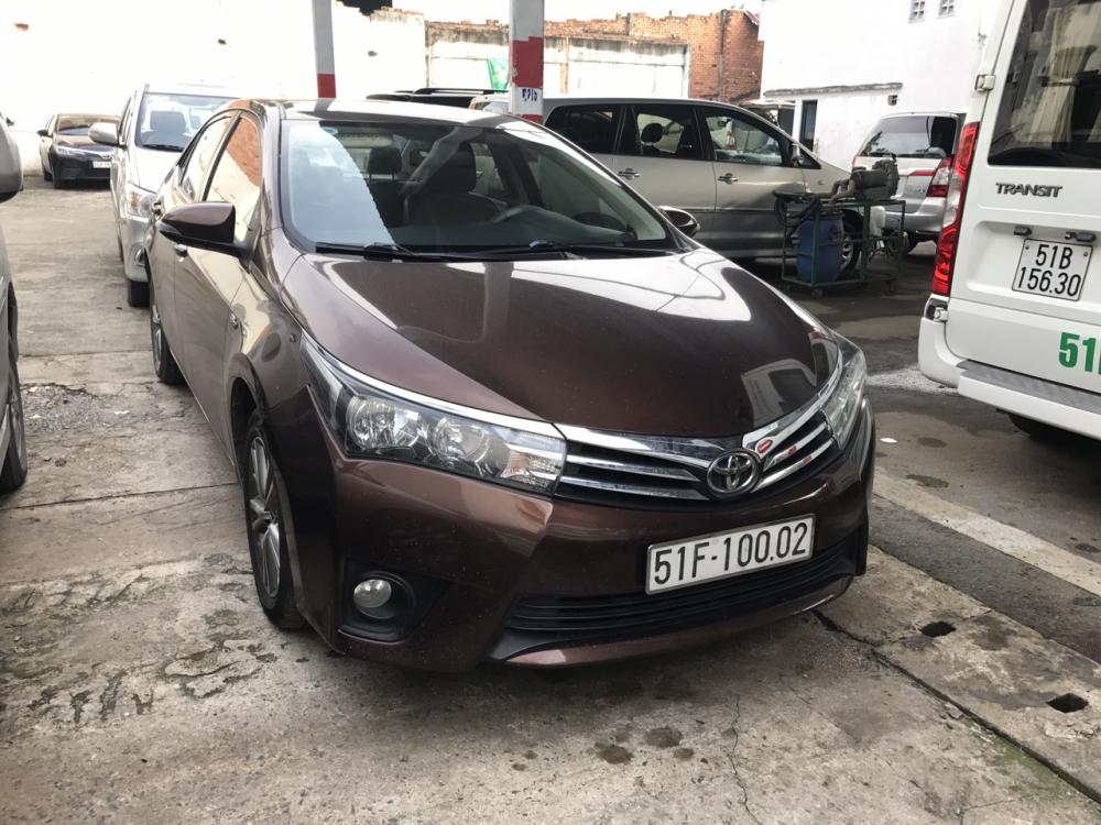 Toyota Corolla altis 2015 - Bán ô tô Toyota Corolla altis sản xuất 2015, màu nâu