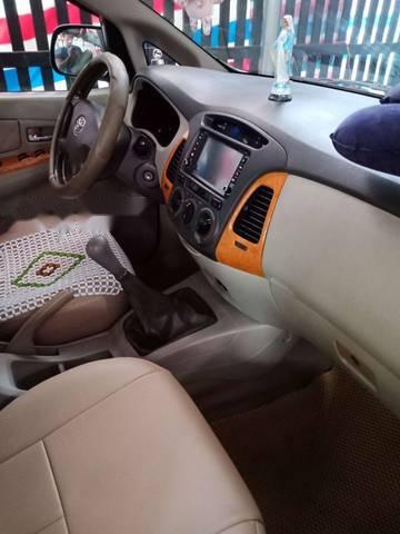 Toyota Innova  G 2011 - Chính chủ bán Toyota Innova G 2011, màu bạc