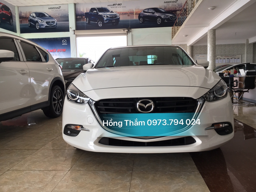 Mazda 3 1.5AT 2018 - Tháng ngâu mua xe Mazda 3, gía sốc chỉ với 130 tr 