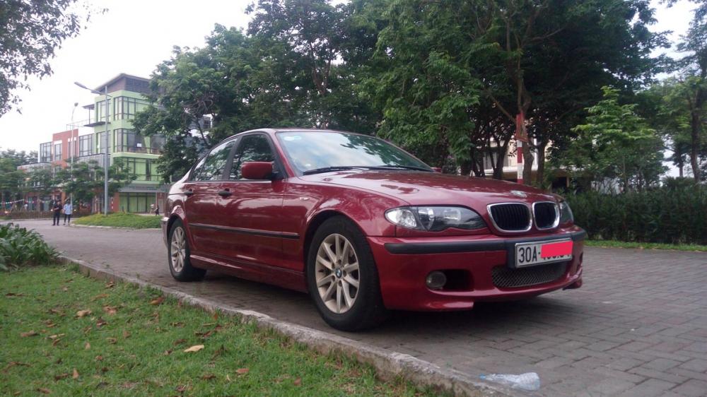 BMW 3 Series 318i 2003 - Bán xe BMW 3 Series đời 2003, màu đỏ - Cần tiền bán nhanh, giảm sâu cho bác nào mua thật