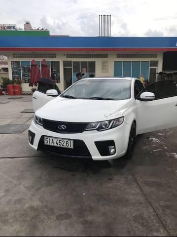 Kia Cerato  Koup  2010 - Bán xe Kia Cerato Koup sản xuất 2010, màu trắng, nhập khẩu