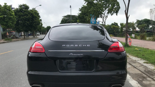 Porsche Panamera 2010 - Bán Porsche Panamera năm sản xuất 2010, màu đen, xe nhập