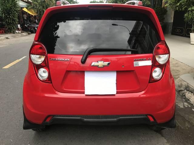 Chevrolet Spark LT MT 2016 - Bán Chevrolet Spark LT MT năm sản xuất 2016, màu đỏ số sàn, giá tốt