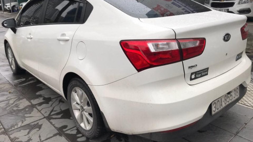 Kia Rio  1.4MT  2015 - Bán Kia Rio 1.4MT đời 2015, màu trắng  