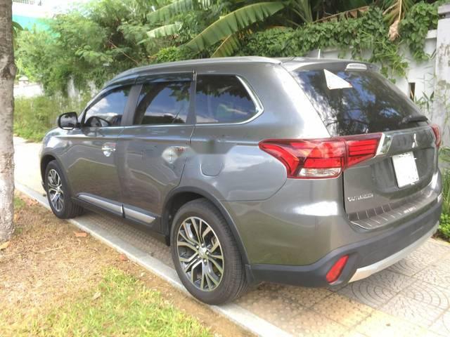 Mitsubishi Outlander 2017 - Bán Mitsubishi Outlander đời 2017, màu xám, nhập khẩu  