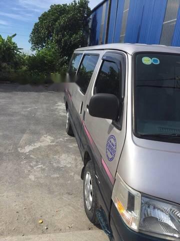 Toyota Hiace   MT 2004 - Bán chiếc xe Hiace đăng ký 2004, đã hoán cải 6 chỗ