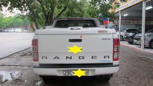 Ford Ranger   XLS 2.2 L AT  2016 - Bán lại xe Ford Ranger XLS 2.2 L AT đời 2016, màu trắng số tự động