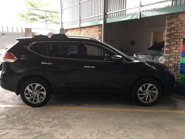 Nissan X trail   AT 2017 - Bán xe Nissan X Trail AT đời 2017, màu đen, xe đẹp, chạy êm