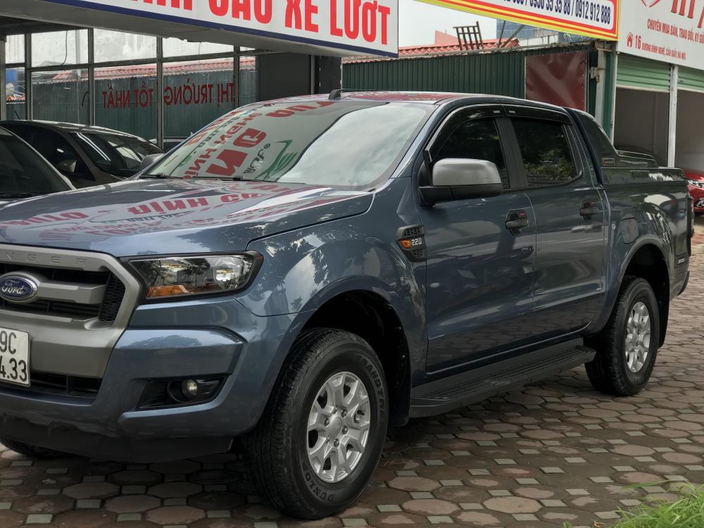 Ford Ranger XLS 2017 - Cần bán Ford Ranger XLS sản xuất 2017, màu xanh làm