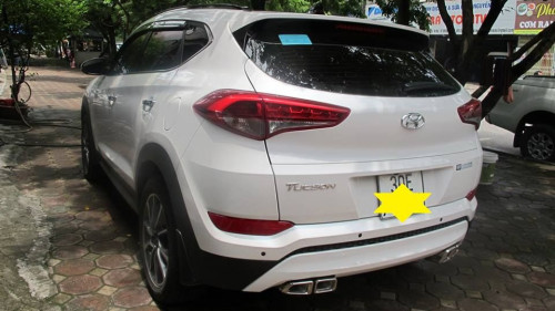 Hyundai Tucson  2.0AT  2017 - Salon bán Hyundai Tucson 2.0AT 2017, màu trắng