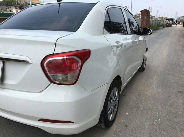 Hyundai Grand i10 2016 - Cần bán Hyundai Grand i10 2016, màu trắng như mới, giá chỉ 335 triệu