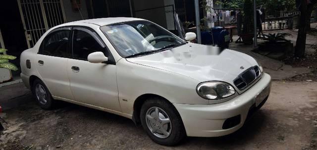 Daewoo Lanos 2003 - Bán Daewoo Lanos đời 2003, màu trắng xe gia đình, giá tốt