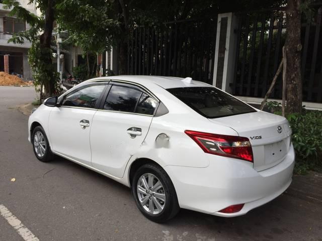 Toyota Vios  E 2016 - Bán xe Toyota Vios E năm 2016, màu trắng như mới