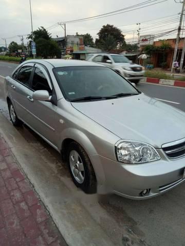 Chevrolet Lacetti 2011 - Bán Chevrolet Lacetti năm sản xuất 2011, màu bạc chính chủ, giá 219tr