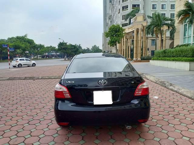 Toyota Vios  1.5E  2010 - Bán xe Toyota Vios 1.5E năm sản xuất 2010, màu đen  