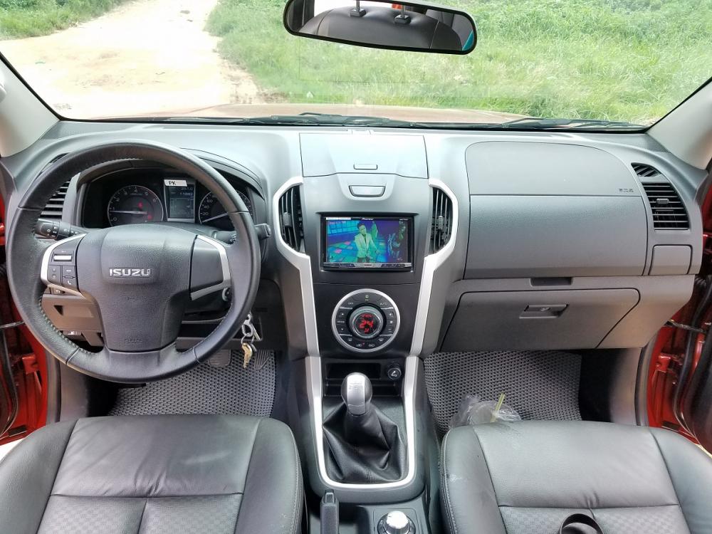 Isuzu Dmax LS 4x4 MT  2017 - Bán Isuzu Dmax LS 4x4 MT đời 2018, màu đỏ như mới, giá cạnh tranh