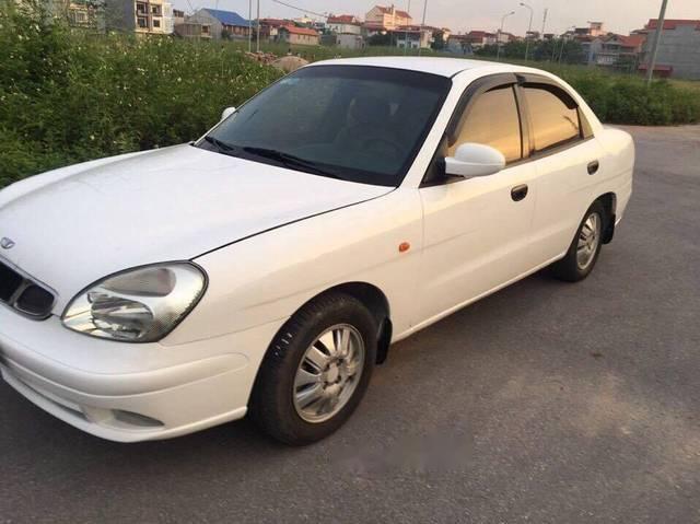 Chevrolet  II   2004 - Cần bán xe Chevrolet Nubira II đời 2004, màu trắng như mới, giá chỉ 115 triệu