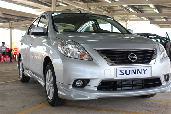 Nissan Sunny XL 2018 - Bán Nissan Sunny XL sản xuất năm 2018, màu bạc, giá tốt