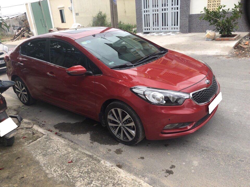 Kia K3 G 2015 - Gia đình cần bán Kia K3, sx 2015, số tự động màu đỏ, động cơ 2.0