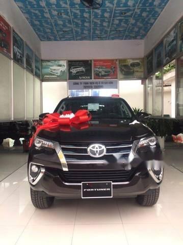 Toyota Fortuner   2.7 V 2018 - Cần bán Toyota Fortuner 2.7 V 2018, màu đen, giá tốt