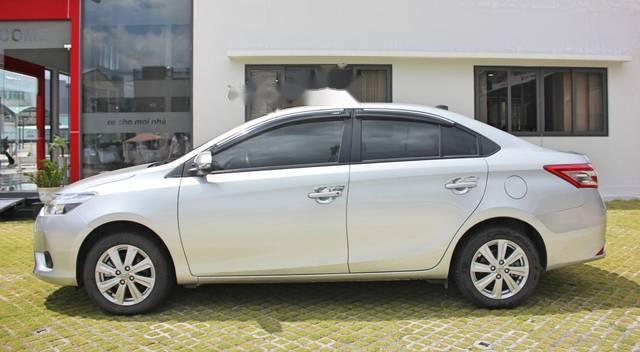 Toyota Vios E   2017 - Bán ô tô Toyota Vios E sản xuất 2017, màu bạc, 498 triệu