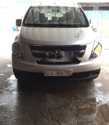 Hyundai Starex   2007 - Cần bán Hyundai Starex 2007, màu bạc