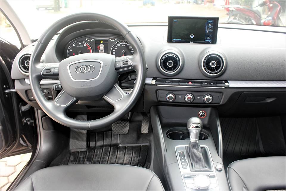 Audi A3 2016 - Cần bán Audi A3 đời 2016, màu đen, nhập khẩu nguyên chiếc - xe mới 100%