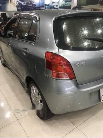 Toyota Yaris   2010 - Bán ô tô Toyota Yaris sản xuất năm 2010, màu xám xe gia đình, giá chỉ 415 triệu