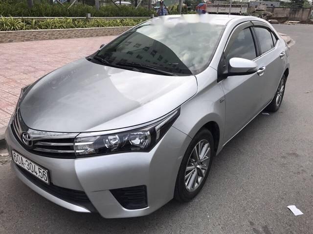 Toyota Corolla altis   2016 - Cần bán gấp Toyota Corolla altis sản xuất 2016, màu bạc