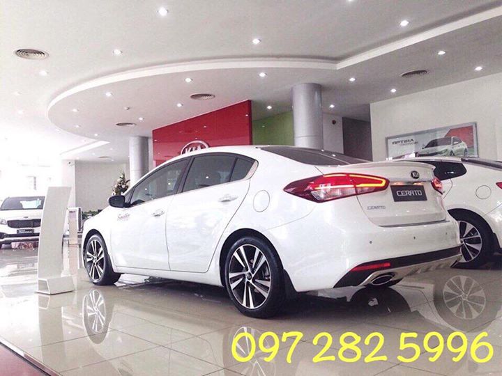 Kia Cerato 1.6 AT 2018 - Bán Kia Cerato 2018, chỉ cần bỏ ra 150tr có sẵn giao ngay