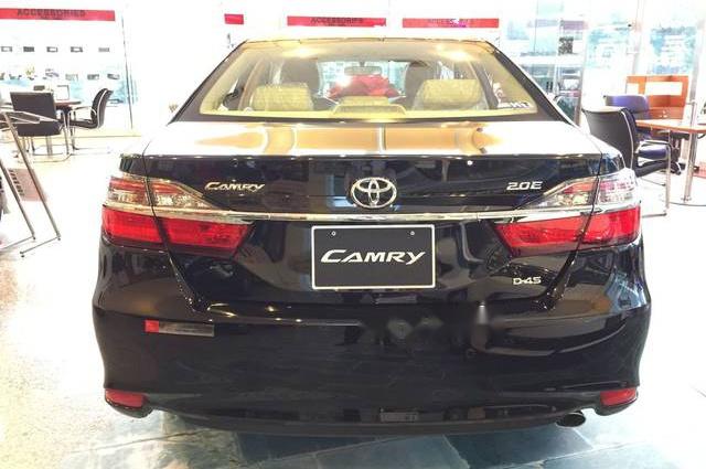 Toyota Camry  2.0E   2018 - Cần bán Toyota Camry 2.0E đời 2018, màu đen