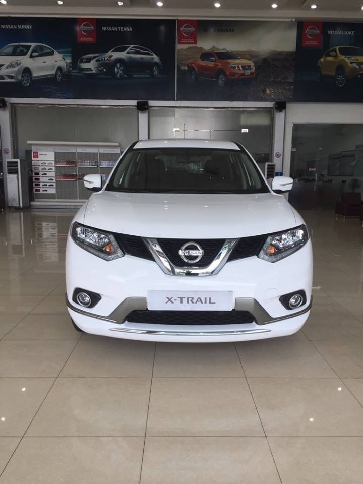 Nissan X trail LE 2018 - Bán xe Nissan X trail LE sản xuất năm 2018, màu trắng