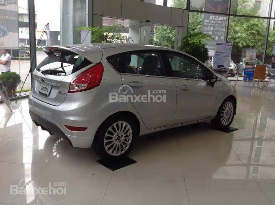 Ford Fiesta 1.5L AT Sport  2018 - Ninh Bình Ford bán Ford Fiesta 1.5 Titanium Sedan năm 2018, màu bạc, hỗ trợ giá tốt. L/h 0974286009