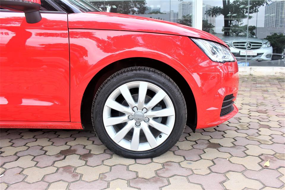 Audi A1 2017 - Bán xe Audi A1 2017, màu đỏ, nhập khẩu nguyên chiếc - xe mới 100%