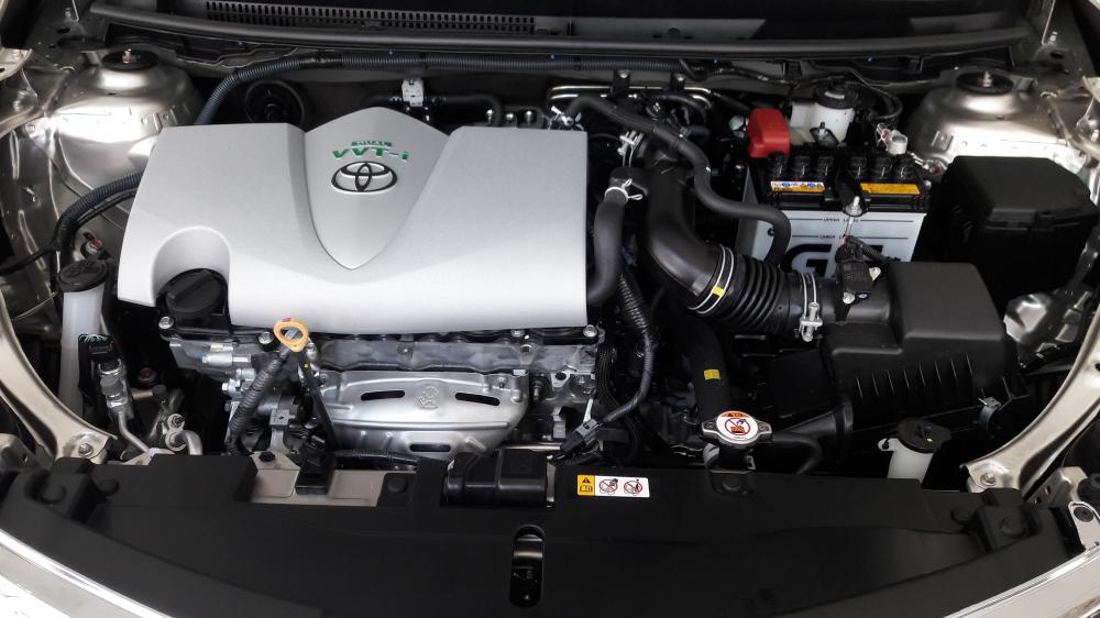 Toyota Vios 1.5G CVT 2018 - Bán Toyota Vios 1.5G CVT 2018, màu ghi vàng